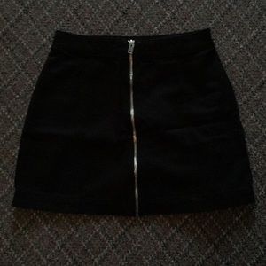 Black MINI skirt